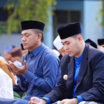 Bupati Kabupaten Pangkep Muhammad Yusran Lalogau melaksanakan salat Id 1447 Hijriah di daerah pegunungan Desa Bantimurung, Kecamatan Tondong Tallasa Kabupaten Pangkep, Sabtu 21 Maret 2026.(Mamat)