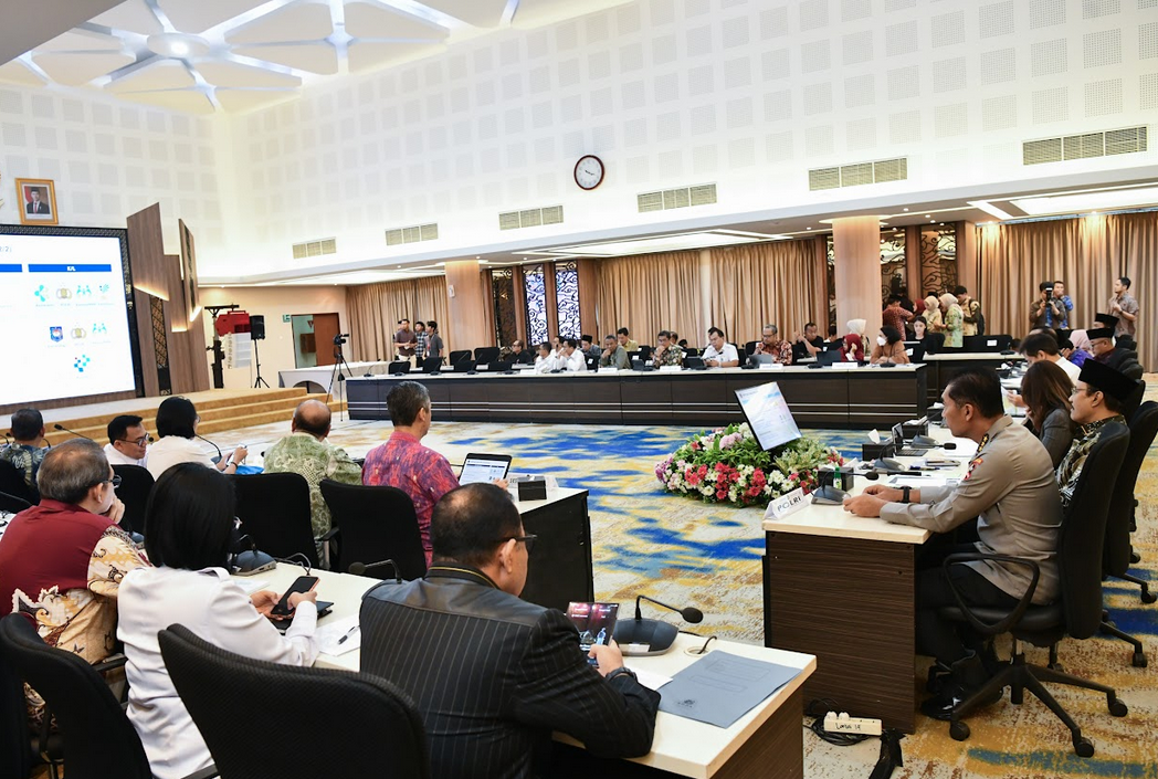 Lindungi Anak di Ruang Digital, Pemerintah Tunda Akses Platform Berisiko hingga Usia 16 Tahun