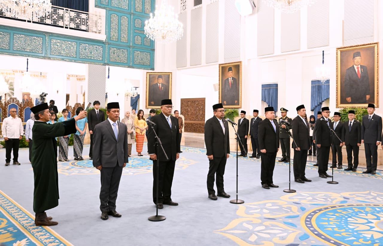 Prabowo Subianto Lantik Kepala Staf Kepresidenan dan Badan Komunikasi Pemerintah