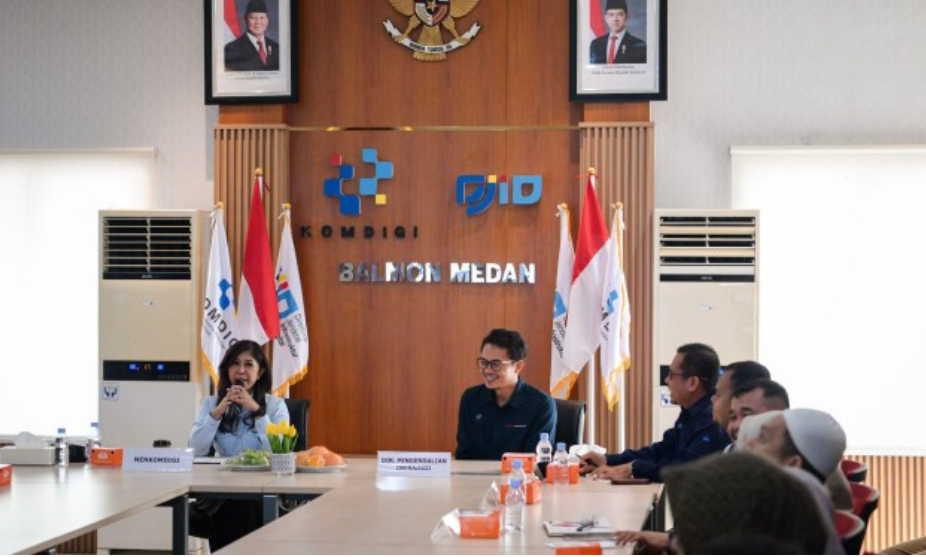 Menkomdigi Dorong Balmon Adopsi Teknologi AI untuk Monitoring Frekuensi