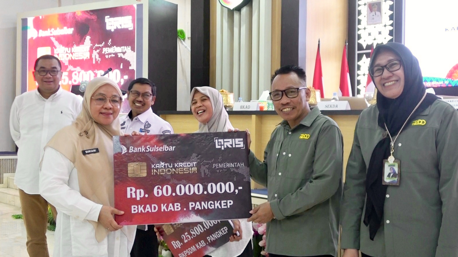 Pemkab Pangkep Launching Kartu Kredit Indonesia untuk Digitalisasi Keuangan Daerah