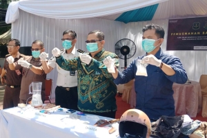 Kejari Pangkep Musnahkan Barang Bukti 25 Perkara Berkekuatan Hukum Tetap