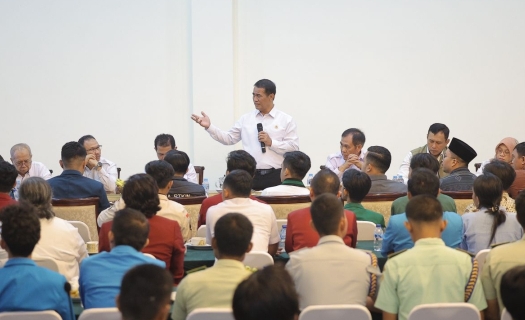 Mentan Amran Gerak Cepat Tindak Laporan Bawang Ilegal dan Pupuk Subsidi dari Mahasiswa