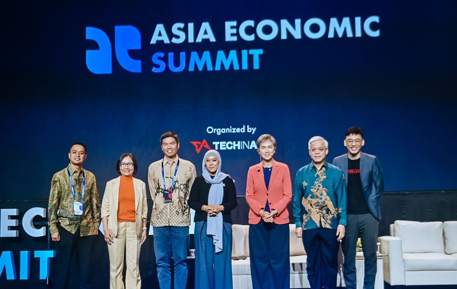 Ekonomi Digital RI Diproyeksi Tembus US0 Miliar, Meutya Dorong Retensi Nilai di Dalam Negeri